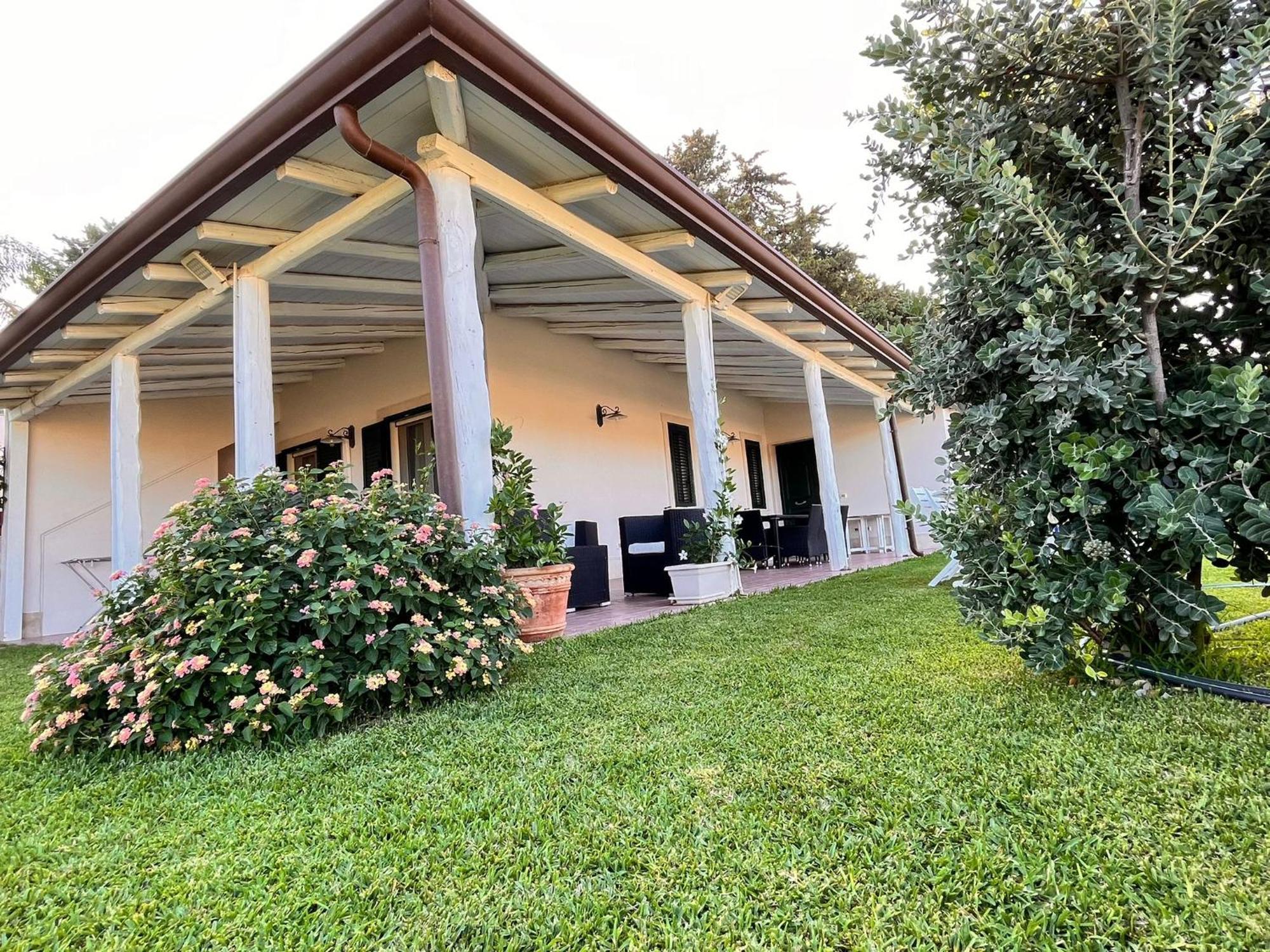 Summer House Avola Bagian luar foto