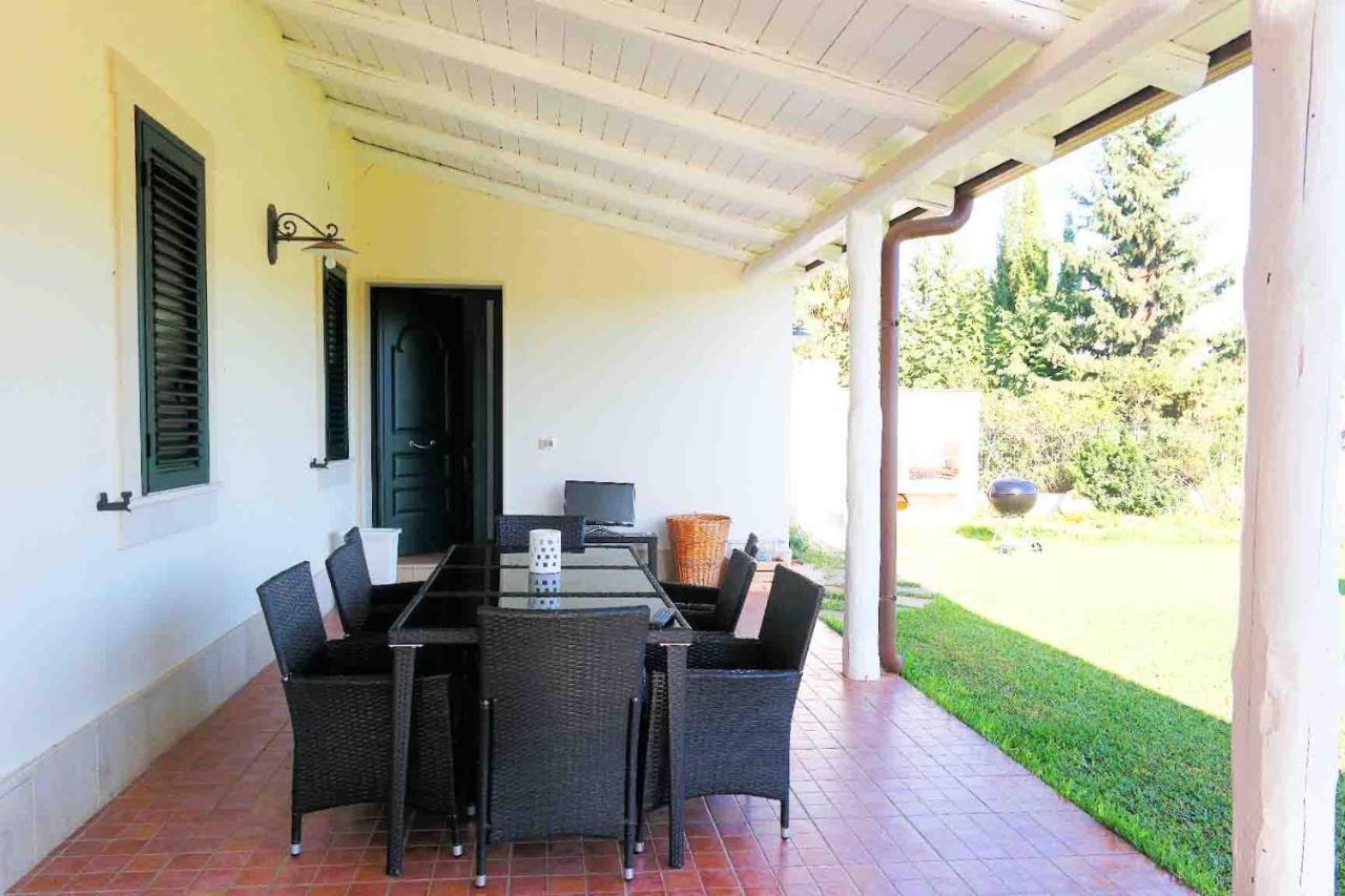 Summer House Avola Bagian luar foto